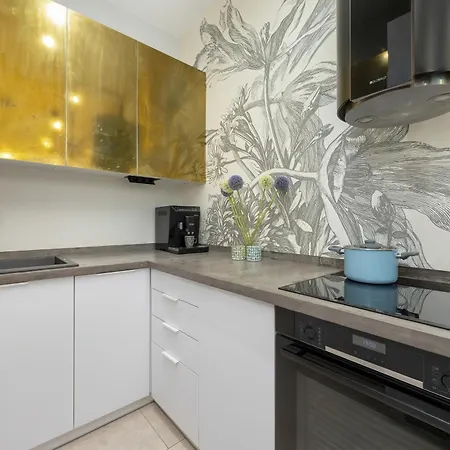Dwupietrowy Dla 7 Osob Z Ogrodkiem By Renters Apartment