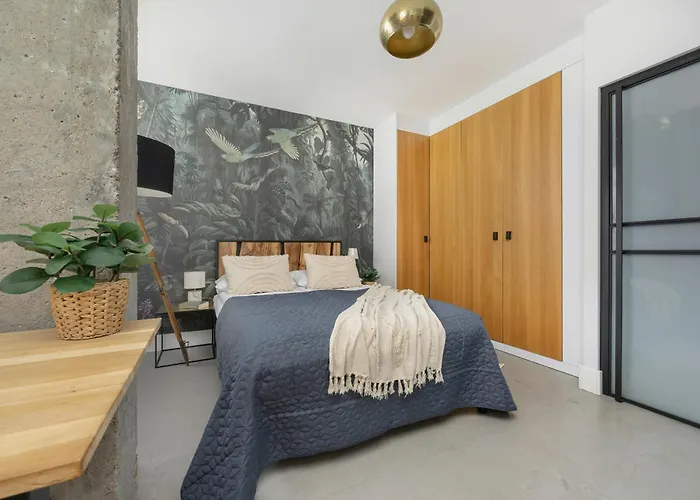 Διαμέρισμα Rustic Magic Two-storey With Garden By Renters *