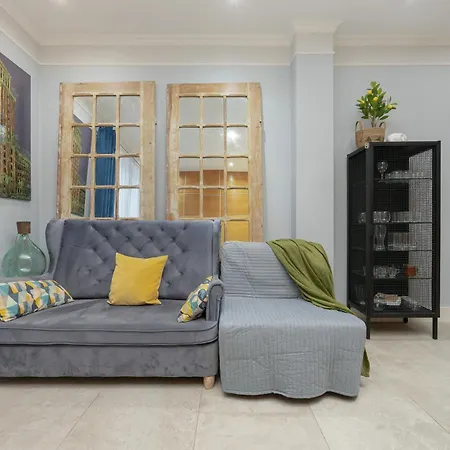 Rustic Magic Two-storey With Garden By Renters Varşova