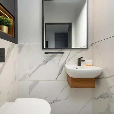 Rustic Magic Two-storey With Garden By Renters Daire