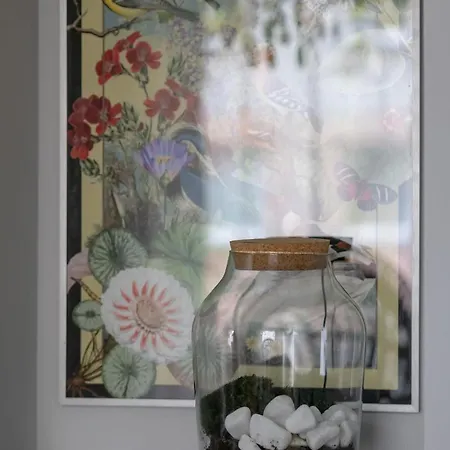 Rustic Magic Two-storey With Garden By Renters Apartment *